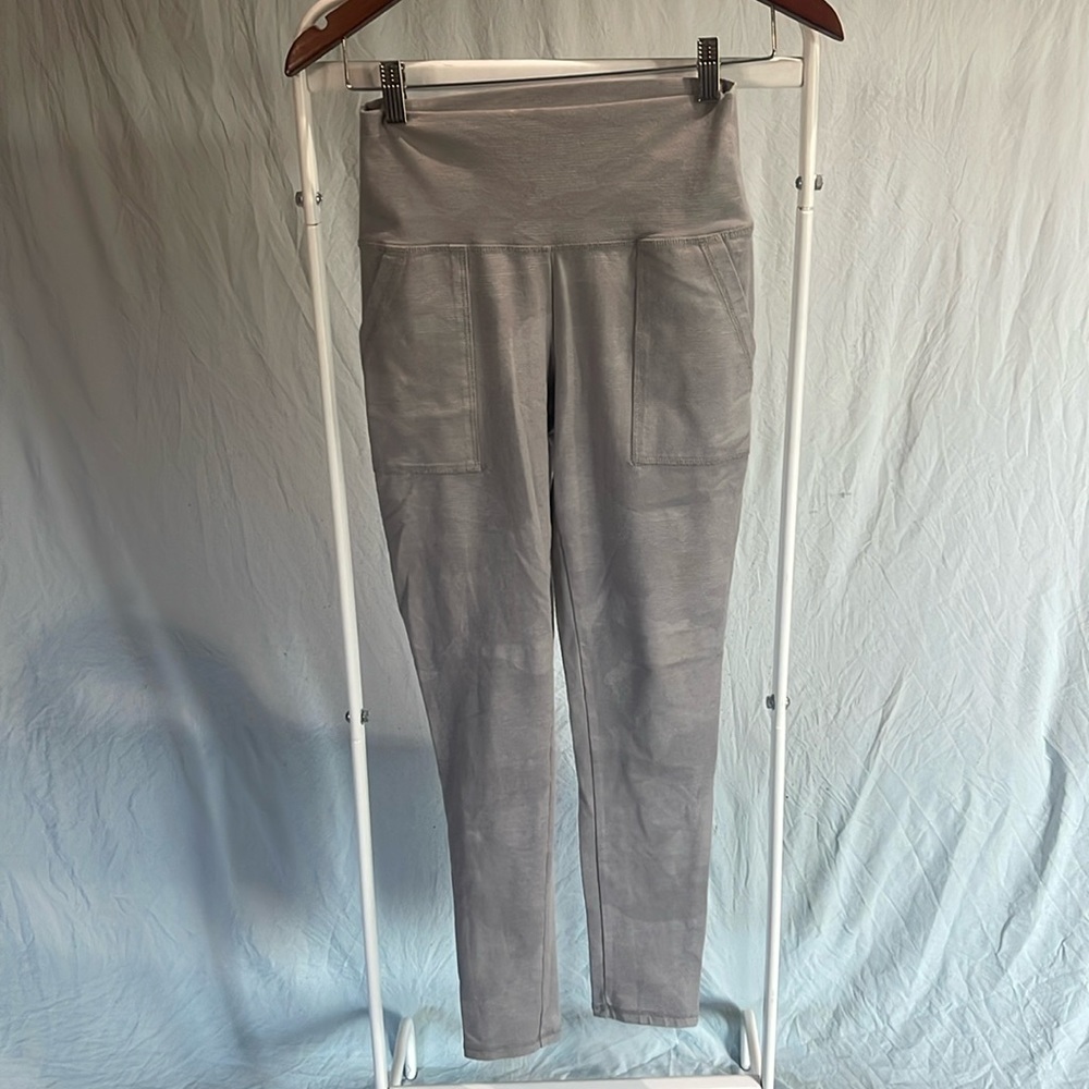 Grey aerie leggings